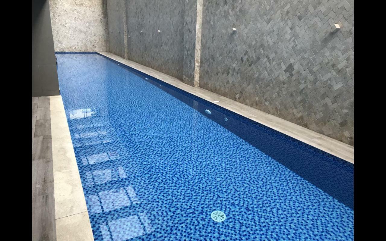 1410 Habitacion En Lujoso Departamento - Atelier Quito Kültér fotó